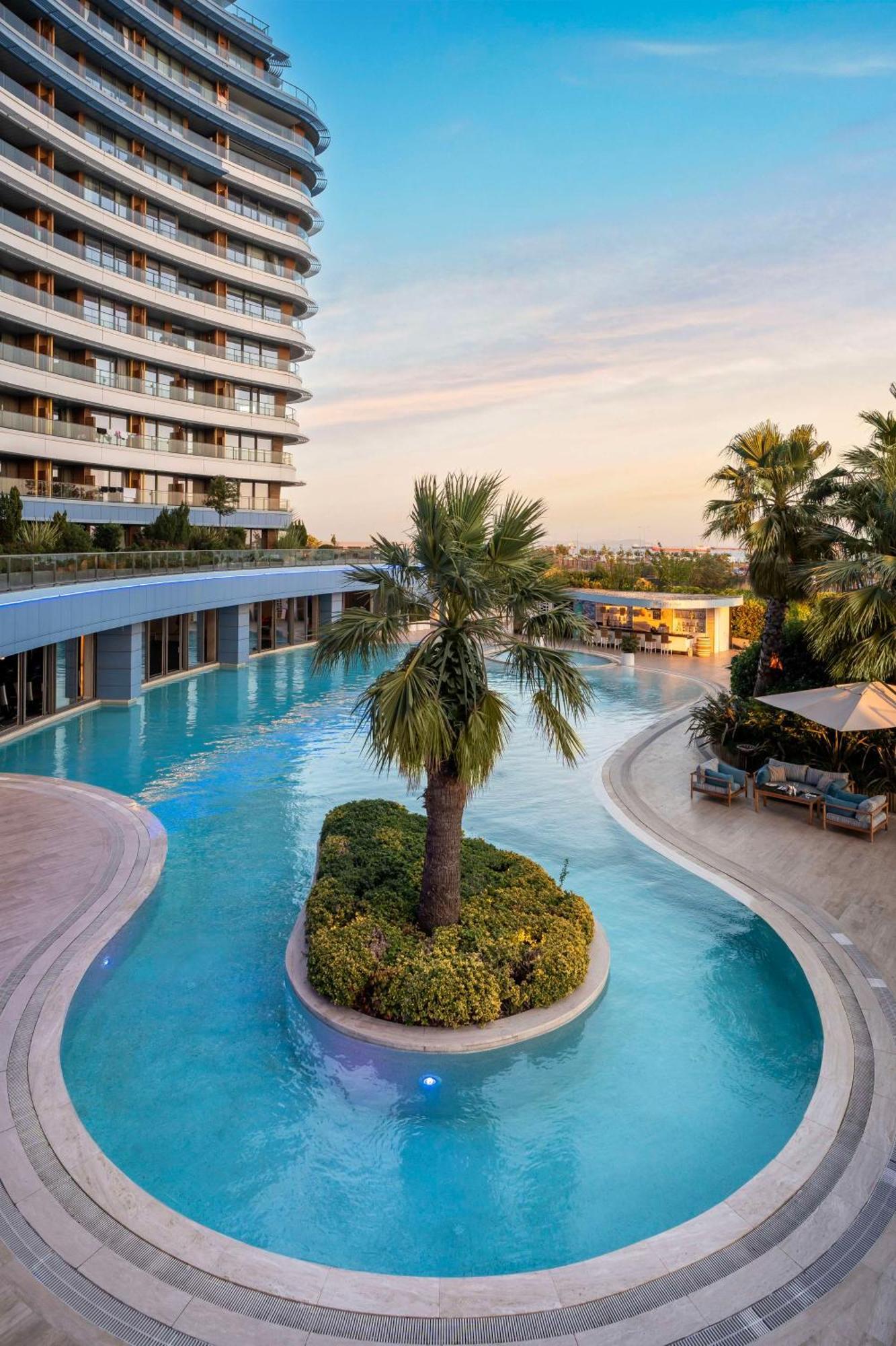 Radisson Blu Hotel Istanbul Ottomare Exterior foto Hilton Athens